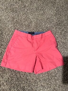 Banana Republic Coral Pink Women's Shorts - Chino Style